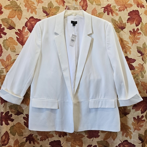 Ann Taylor Jackets & Blazers - Ann Taylor-NEW with tags, White Woman's Blazer size XXL
